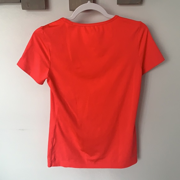 Workout shirt - Picture 3 of 3